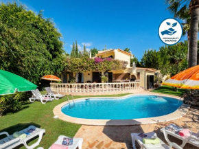 AMAZING VILLA W PRIVATE POOL, FREE WIFI, A C, BBQ